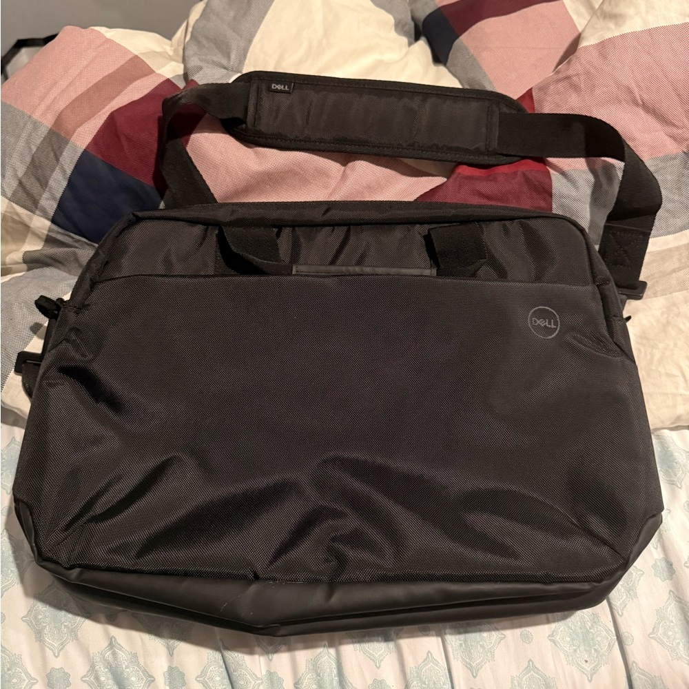 DELL EcoLoop Pro Briefcase